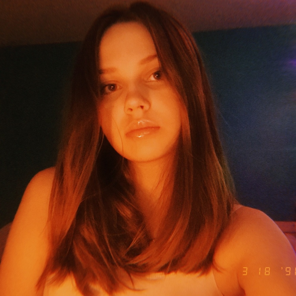 Meet your Posher, Talia